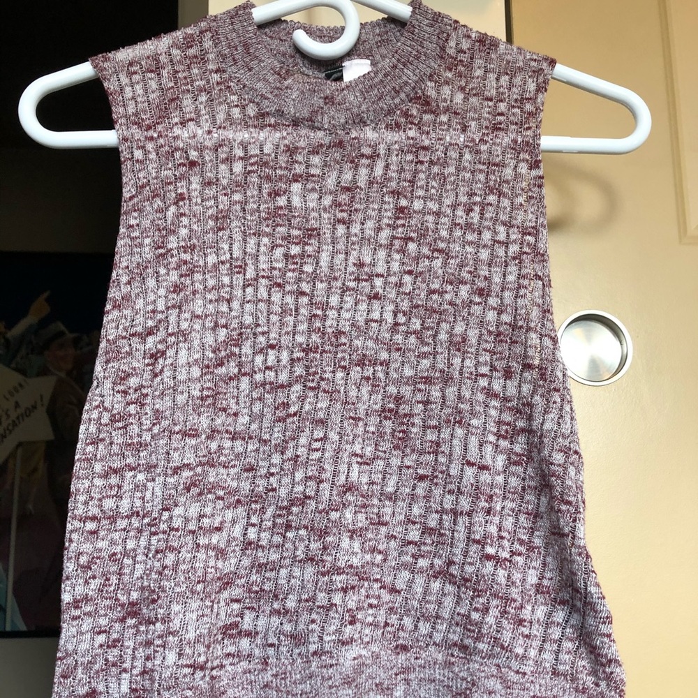 No sleeve turtleneck sweater